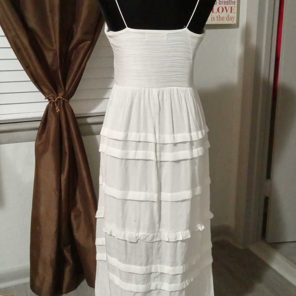 Dress - Picture 2 of 6